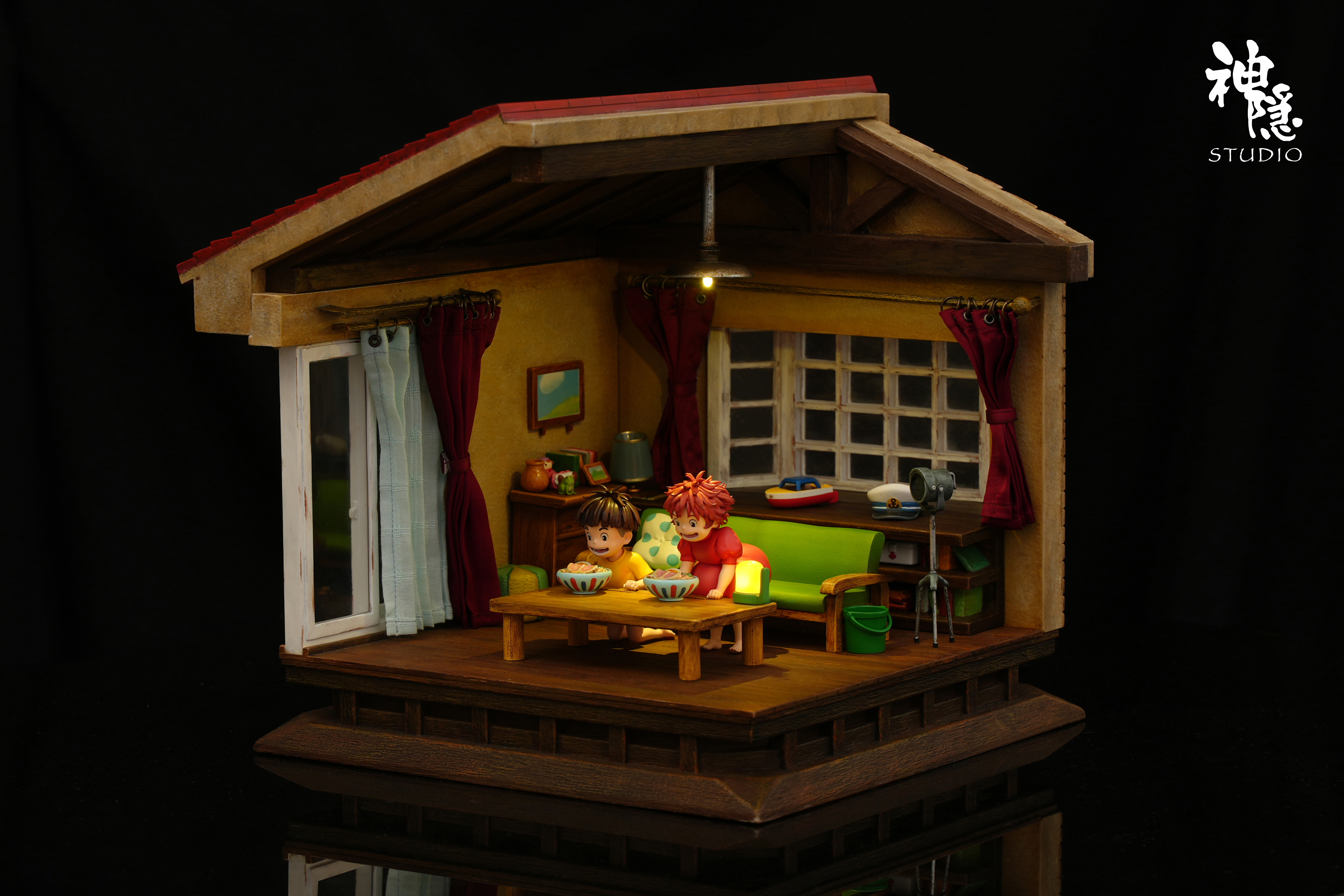 Shen Yin Studio - Ponyo on the Cliff Food Series Three Minutes of Happiness Statue(GK)