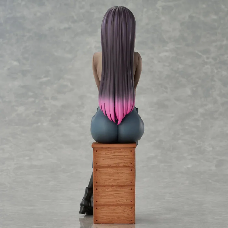 Union Creative - Original Design Official - Art Club Teacher Reika - Statue(GK)