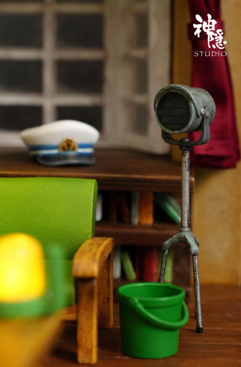 Shen Yin Studio - Ponyo on the Cliff Food Series Three Minutes of Happiness Statue(GK)