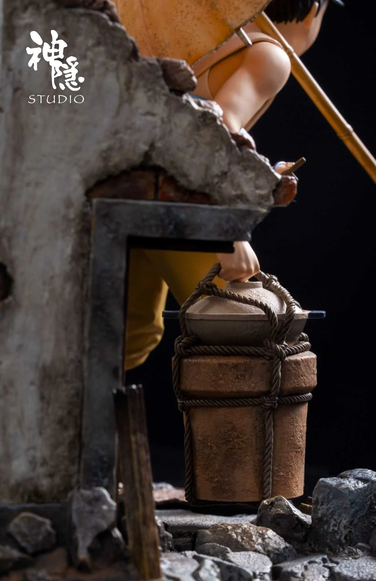 ShenYin Studio - Grave of Fireflies Seita & Setsuko Statue