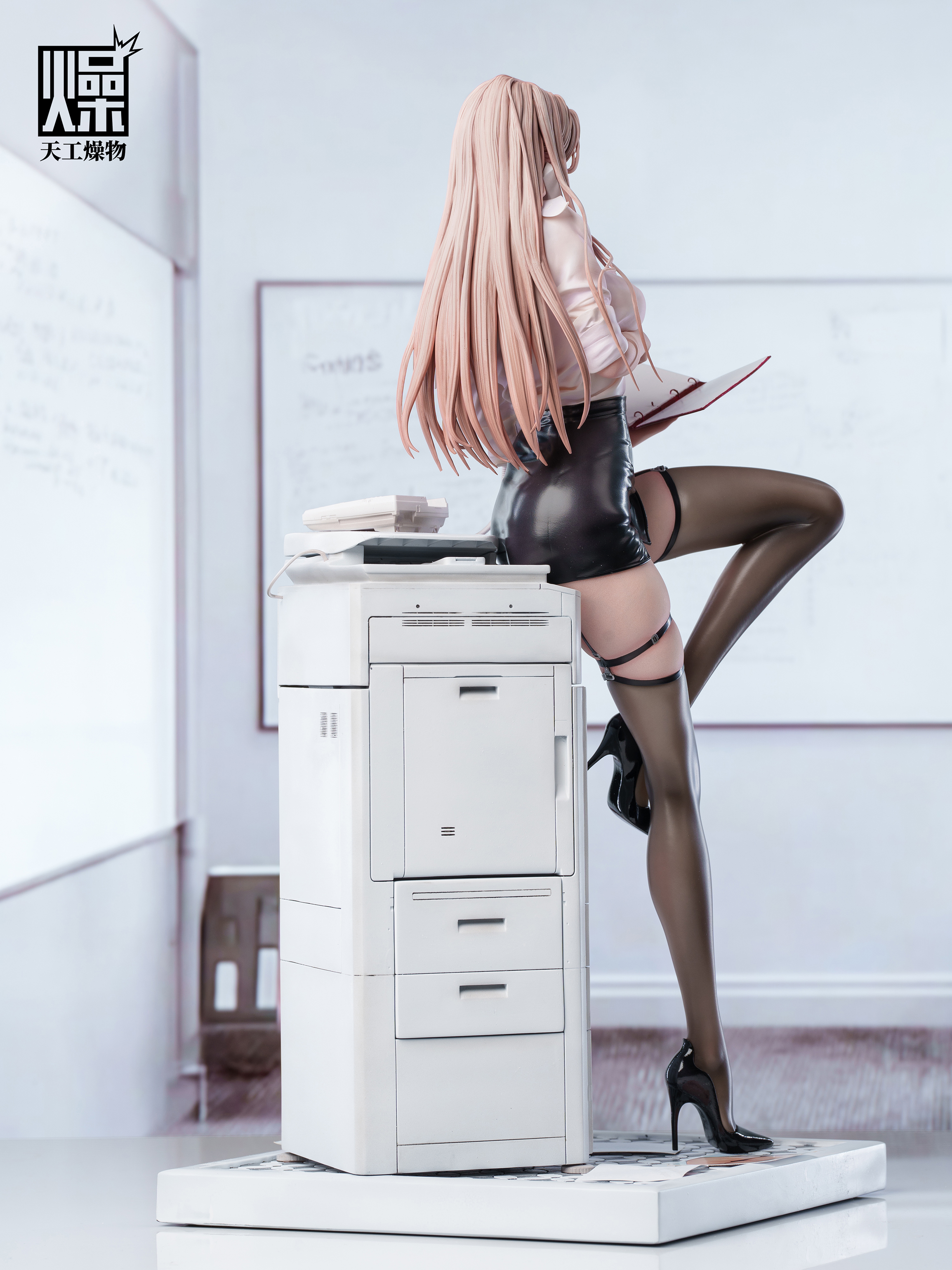 TGZW Studio - Original Design - Original Private Secretary 1/4 Statue(GK)