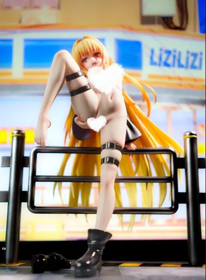 ZTR Studio - Golden Darkness To LOVE-Ru Statue 