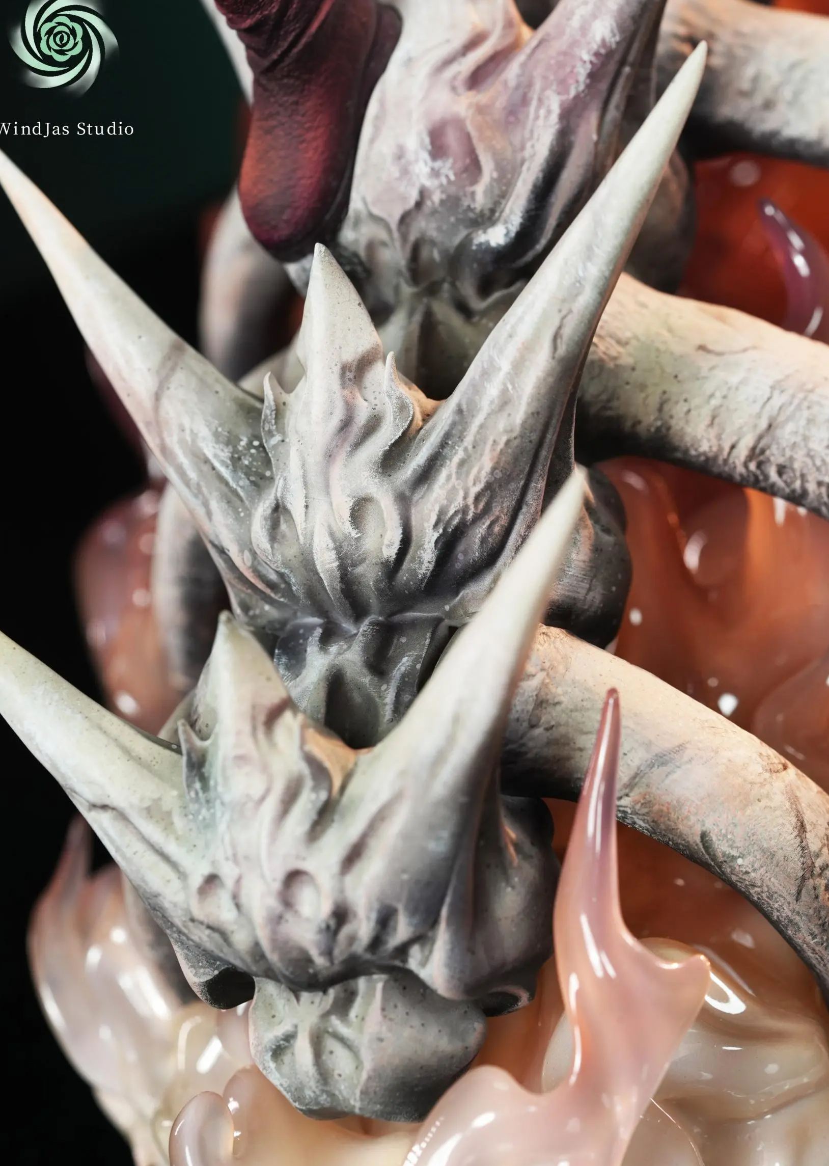 WindJas Studio - Cart Titan Pieck Finger Attack on Titan Statue 