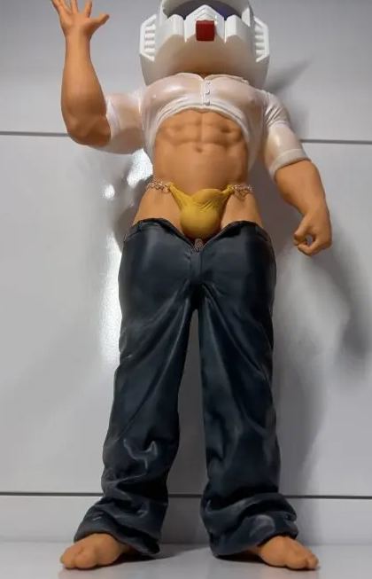 Salted Fish Studio - AI Salted Fish "hi" X "waiter" Statue (Licensed) Statue