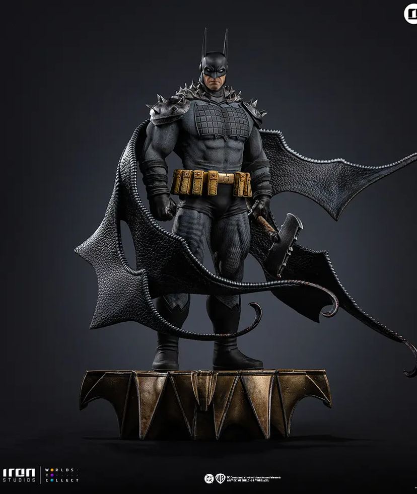 Iron Studio - Batman Absolute - DC Comics - Art Scale 1-10 Statue DCCDCG133125-10  Licensed