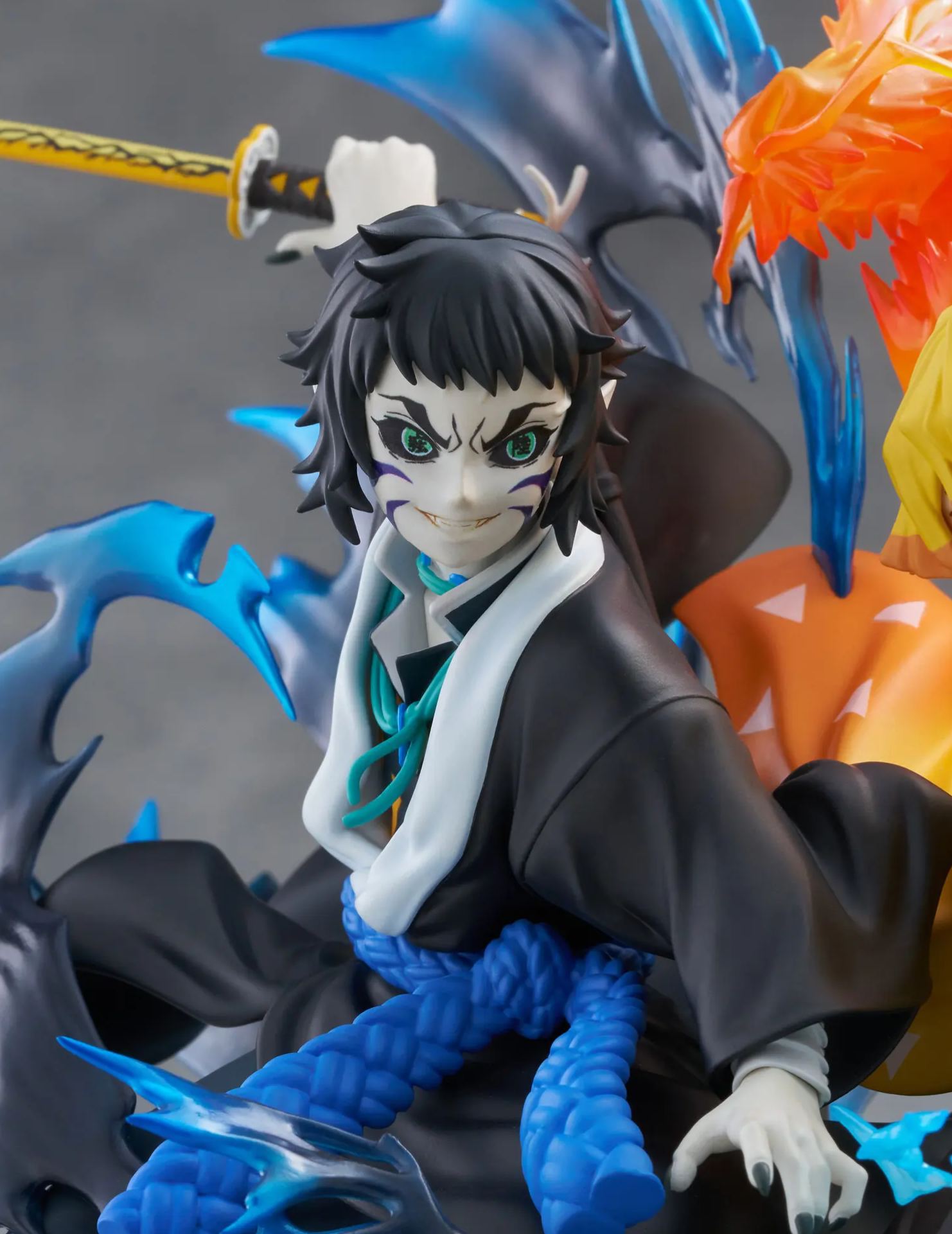 Aniplex - Demon Slayer: Kimetsu no Yaiba Zenitsu Agatsuma X Kaigaku NON Scale Figure Licensed Statue