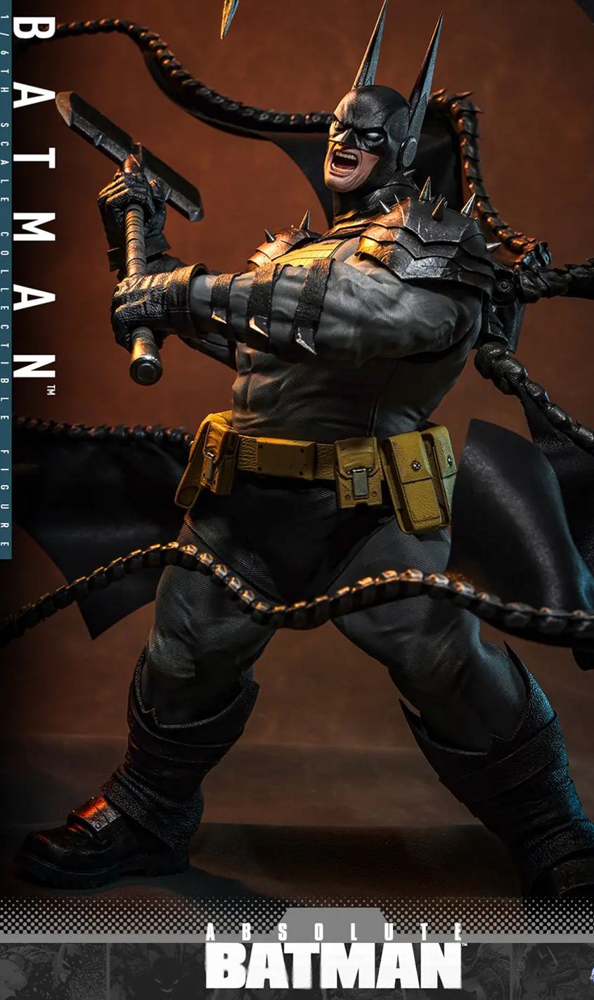 Hottoys - Absolute Batman Batman 1/6th scale Collectible Figure CMS030 Licensed Statue