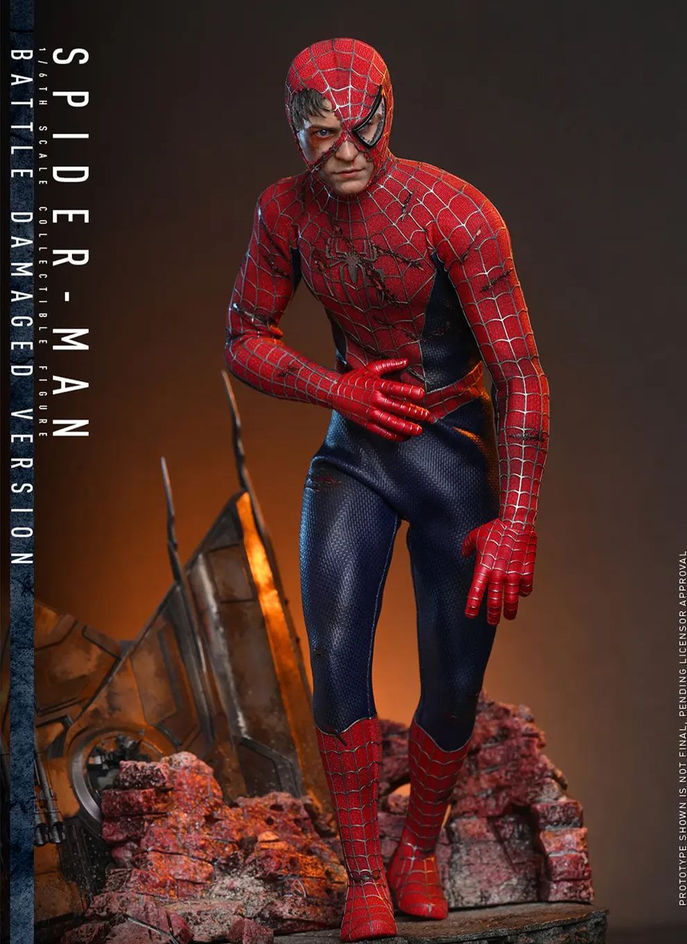 Hottoys - 1/6 Spider-Man Tobey Maguire Battle Damaged Version Action Figure MMS859 Licensed