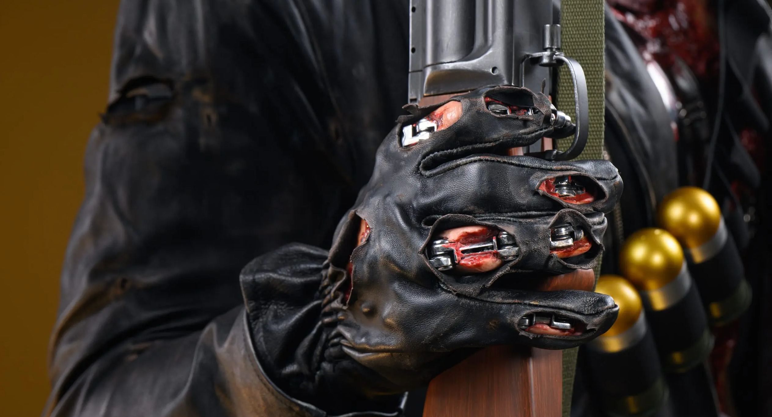 Inner Studio - Terminator T800 battle damage 1/1 life size statue The Terminator Statue