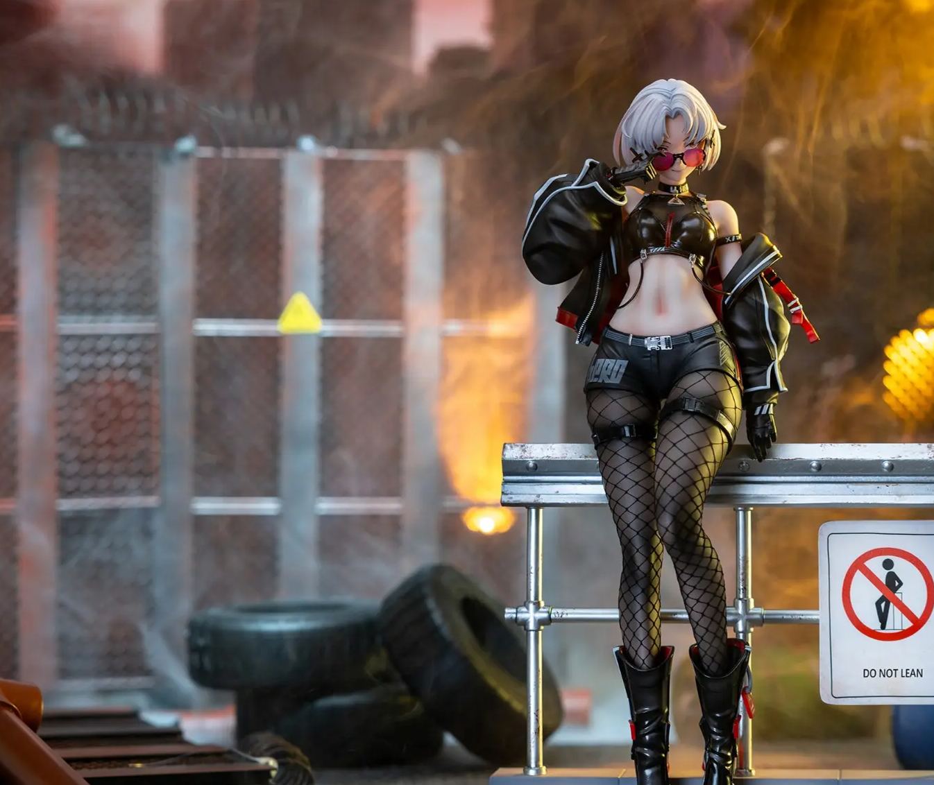 Kawa Design - Goddess of Victory: Nikke Drake 1/6 Figure Licensed Statue