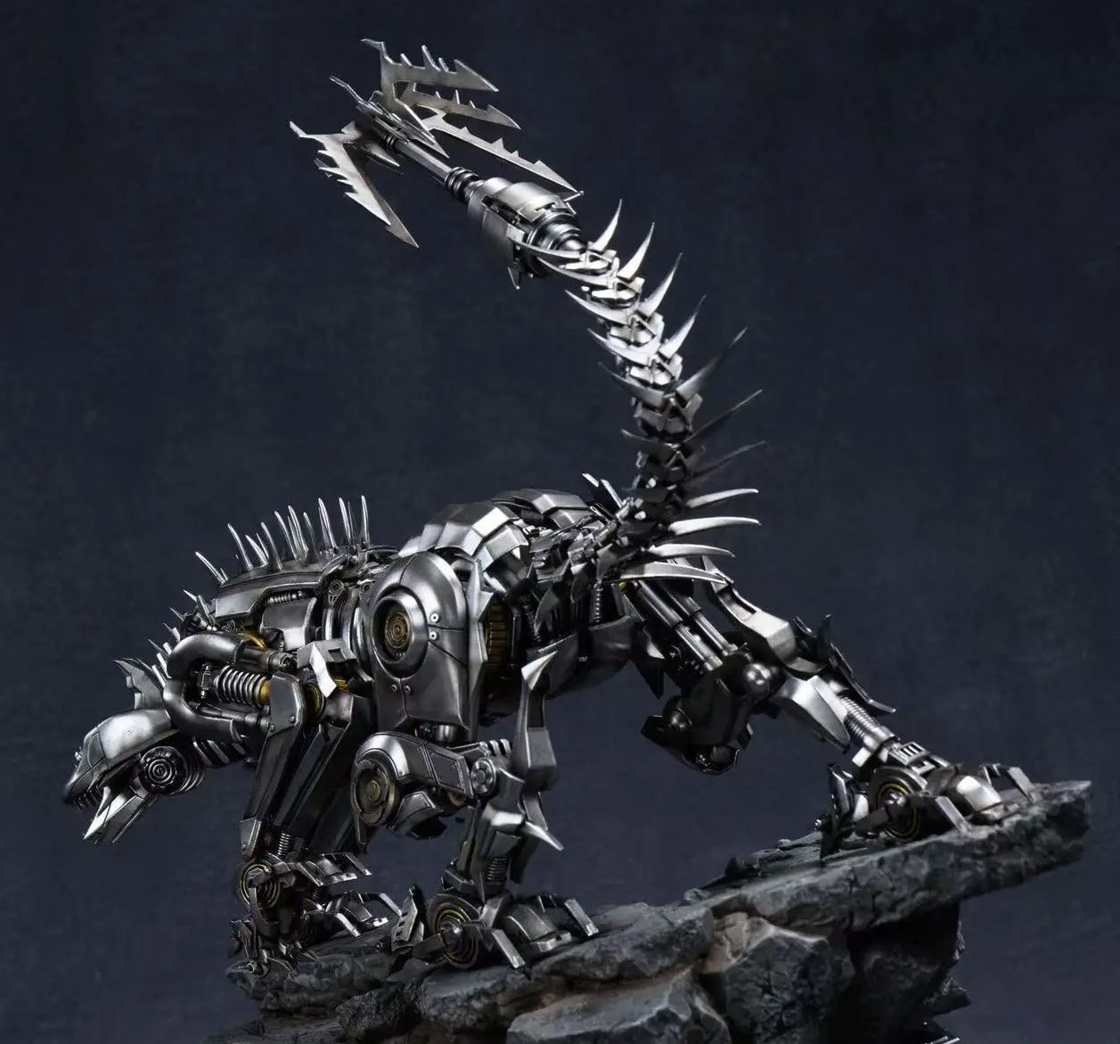 COSMIC BROTHERS Studio - Ravage Transformers Statue 