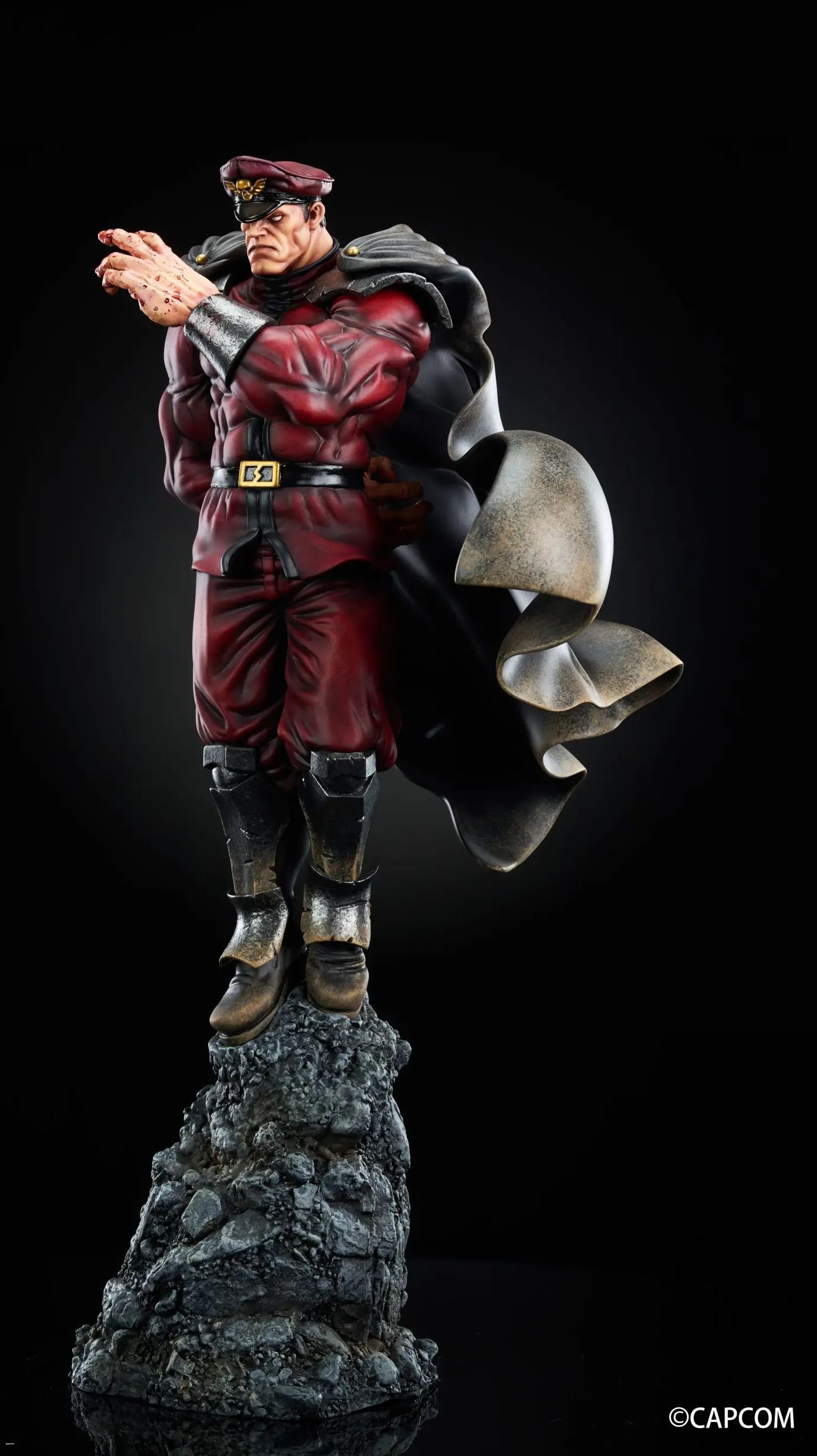 SynQ Lab. Collectable Studio - Street Fighter M.Bison Licensed Statue