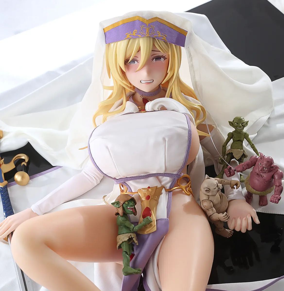 YuZhaiRenXing Studio - Sword Maiden Goblin Slayer Statue