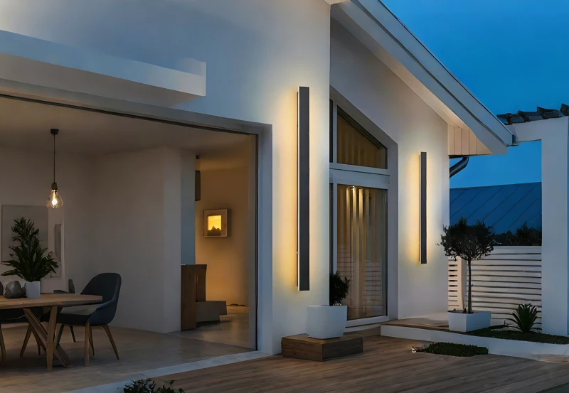 Linear Outdoor Wall Light