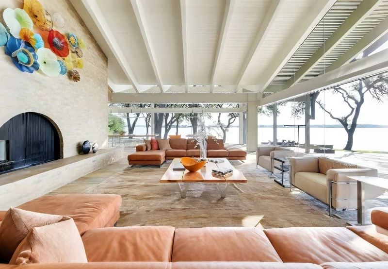 Choose a Light That&rsquo;s Also Art