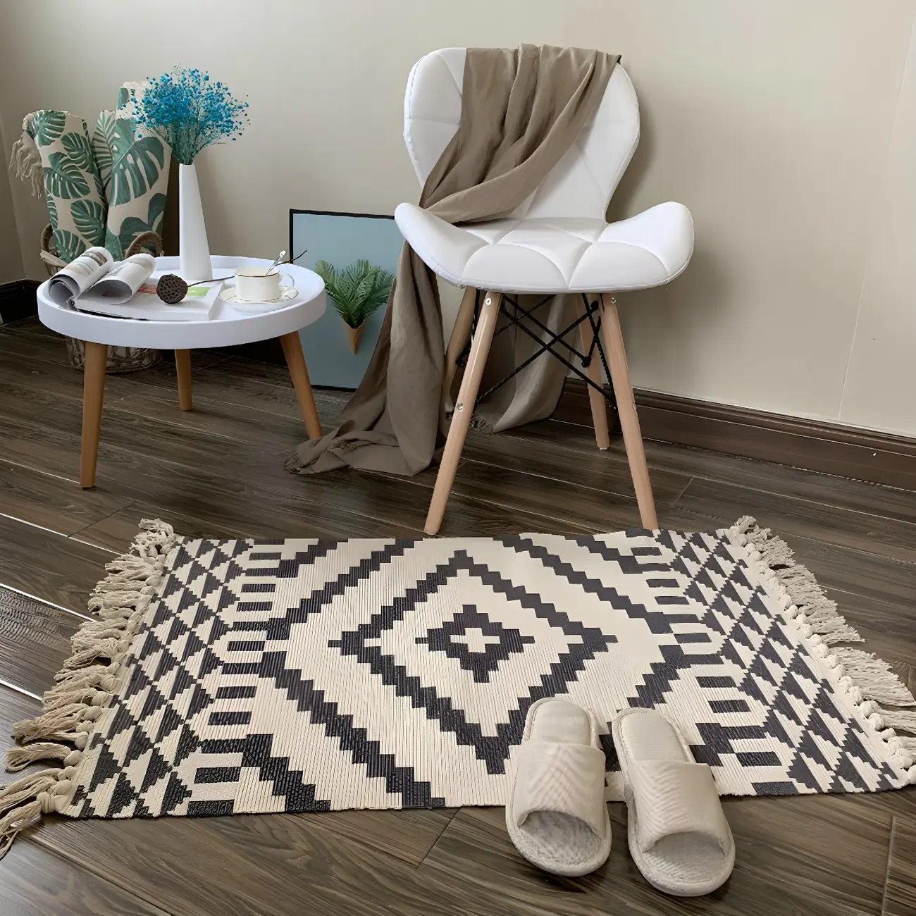 Tribal Cotton Blend Easy Care Rectangle Tassel Area Rug Image - 2 | homeyfad