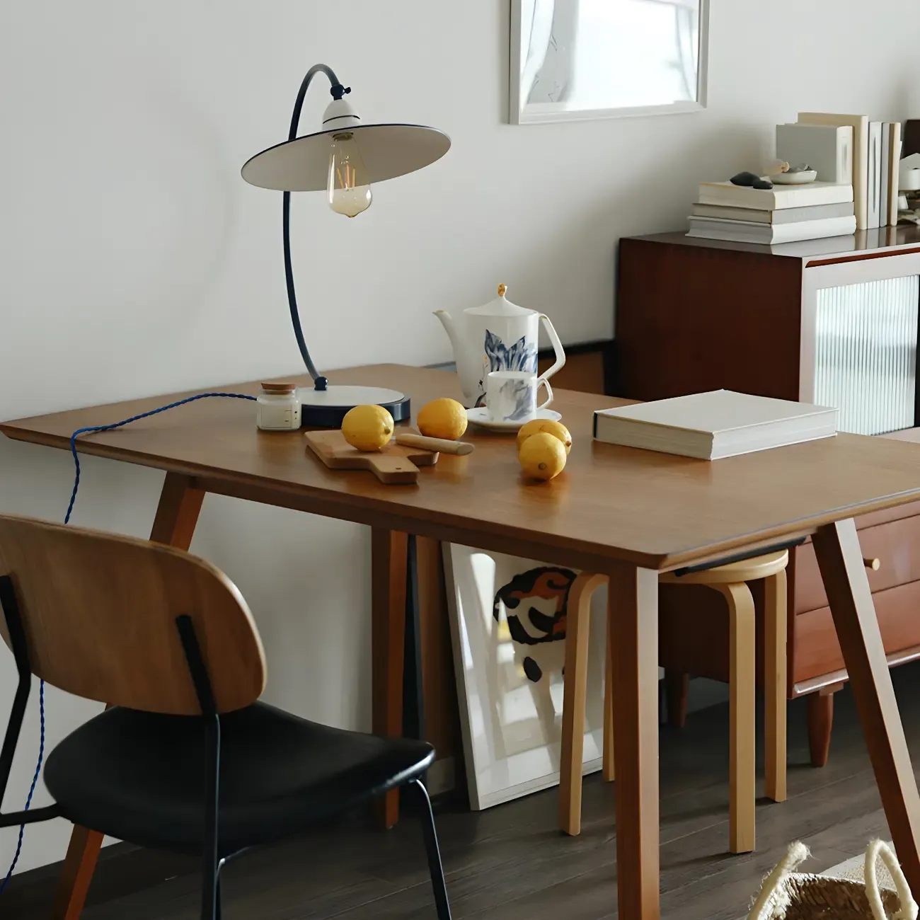 Contemporary Iron Arc Table Lamp in White for Living Room Image - 6