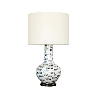 Scandinavian Shell Mosaic Table Lamp in White for Home Image - 2