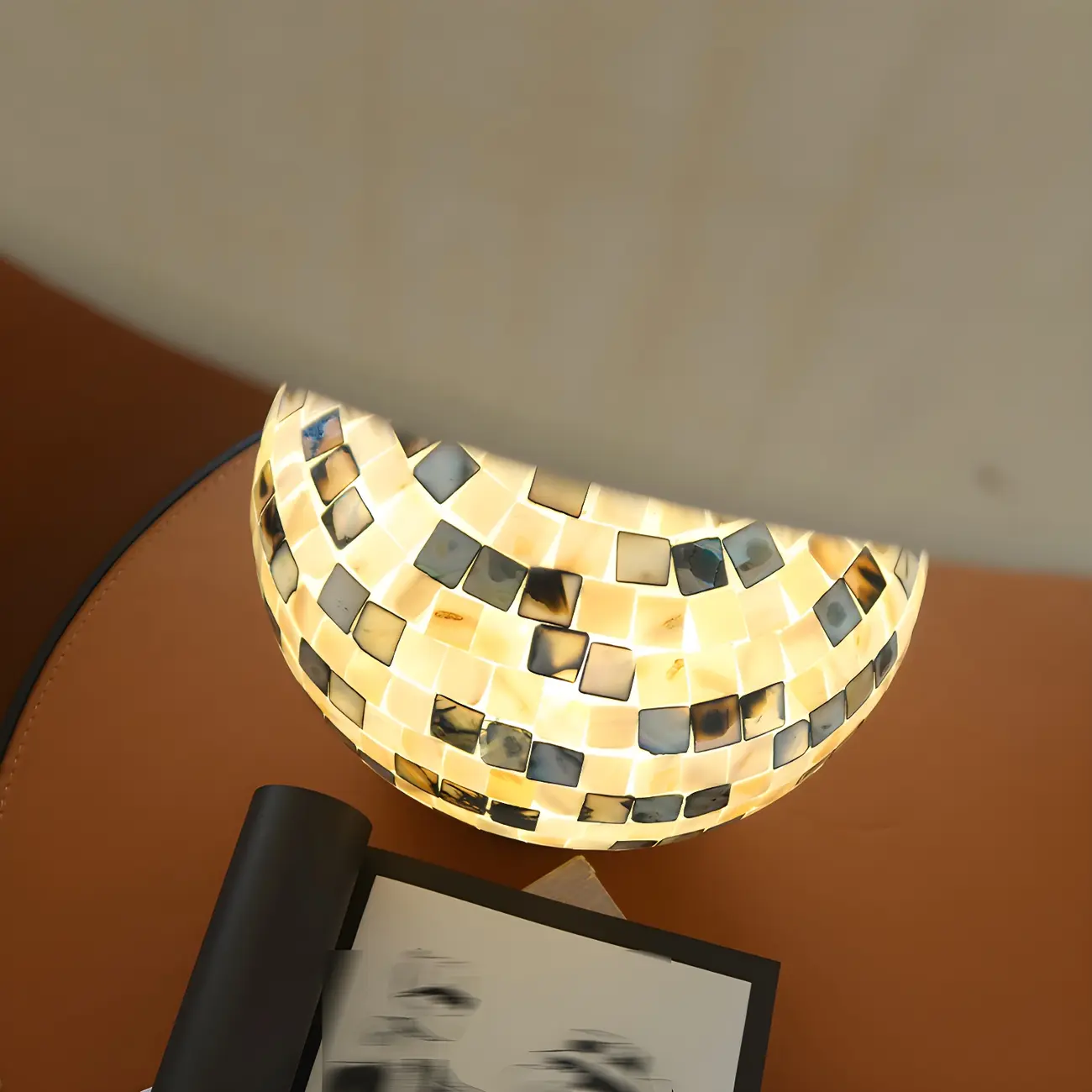 Scandinavian Shell Mosaic Table Lamp in White for Home Image - 10 | homeyfad