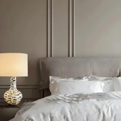 Scandinavian Shell Mosaic Table Lamp in White for Home Image - 11