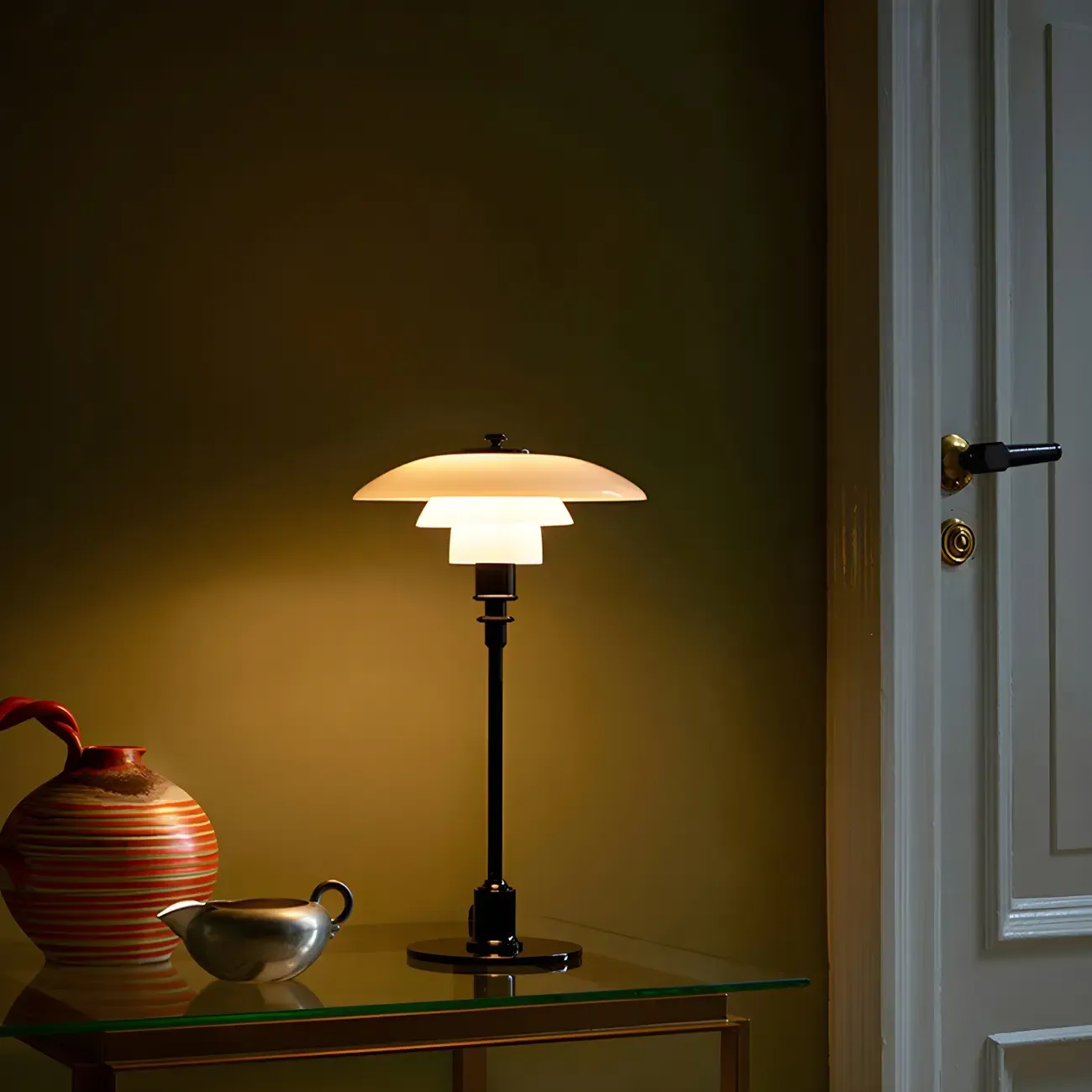 Modern White Glass Cone Table Lamp for Residential Image - 1