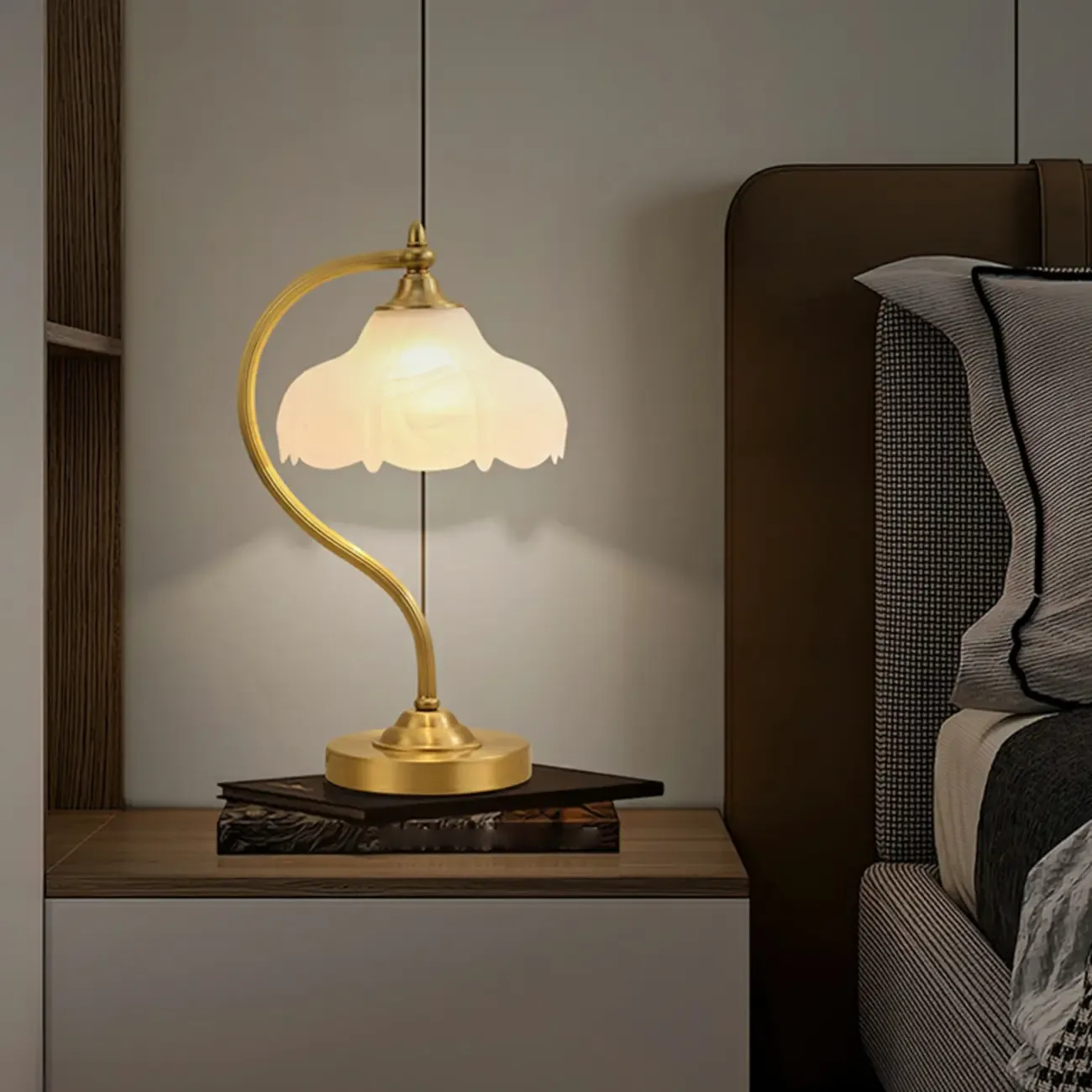 Elegant Glass Flower Golden Table Lamp for Bedroom Image - 4