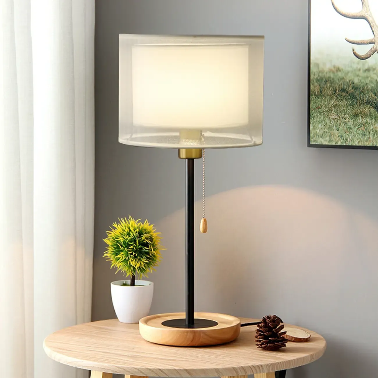 Modern Geometric Table Lamp Pull Chain Switch for Residential Image - 3
