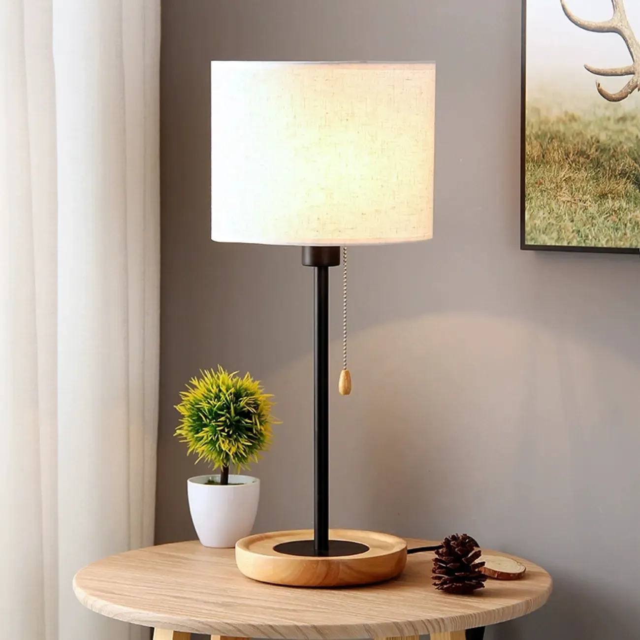 Modern Geometric Table Lamp Pull Chain Switch for Residential Image - 4