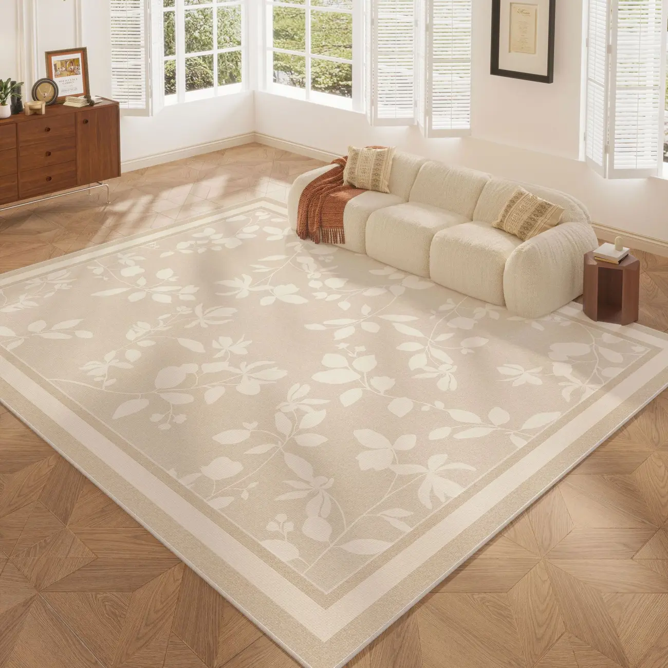 Modern Polyester Floral Rectangle Area Rug Image - 1 | homeyfad