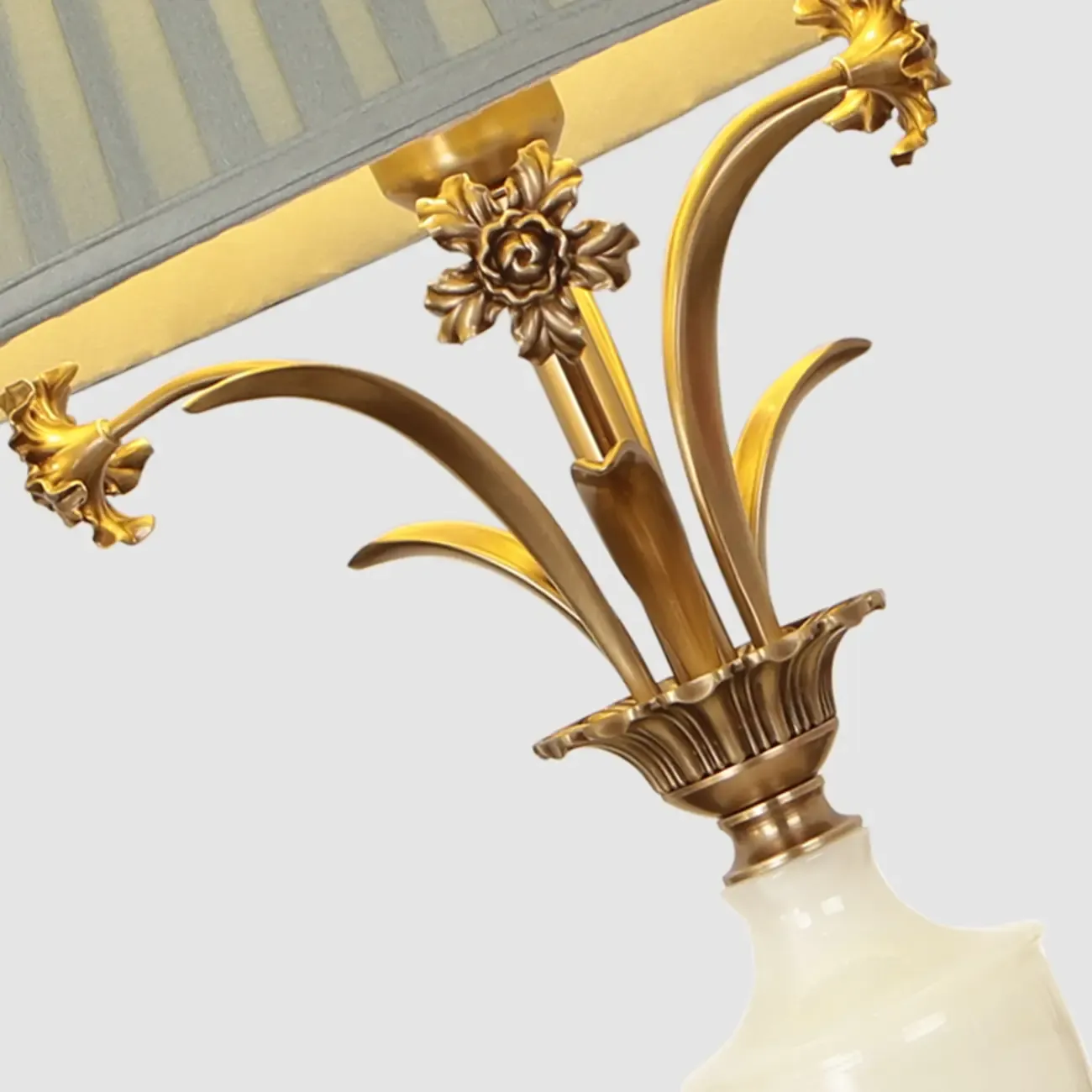 Green Elegant Metal Table Lamp Remote Control for Living Room Image - 10