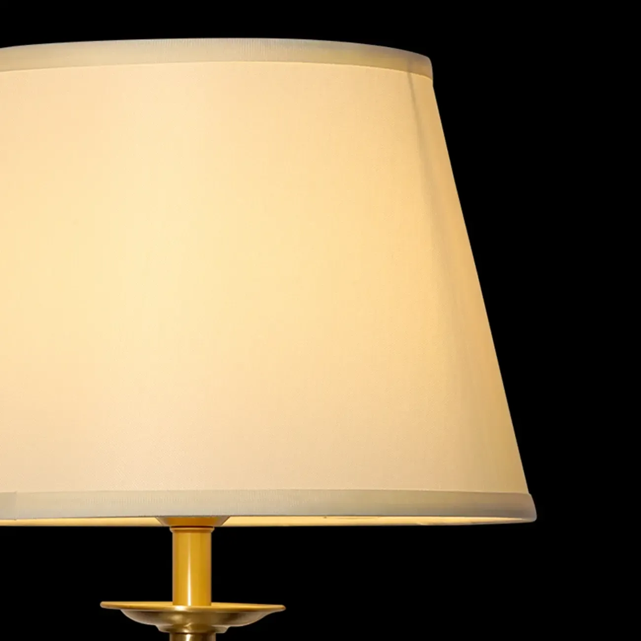 Geometric Crystal Gold Metal Table Lamp for Bedroom Image - 9