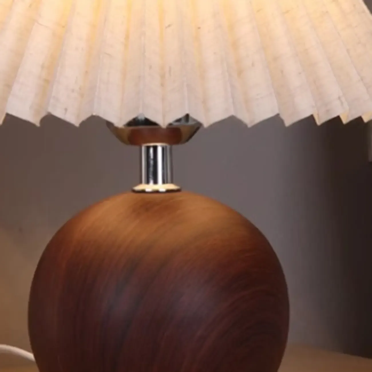 Vintage Wooden Pleated Shade Table Lamp for Bedroom Image - 9