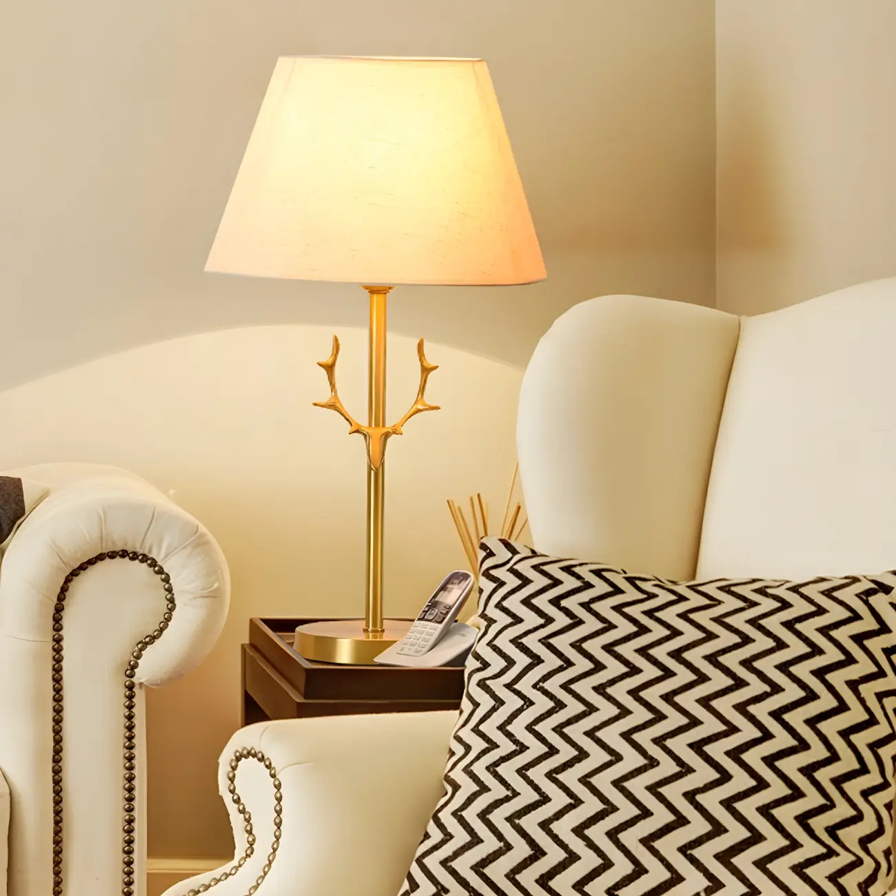 Modern Gold Metal Geometric Table Lamp for Residential Image - 4 | homeyfad