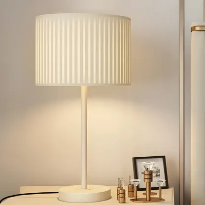 Contemporary Geometric Metal Table Lamp for Home Image - 9