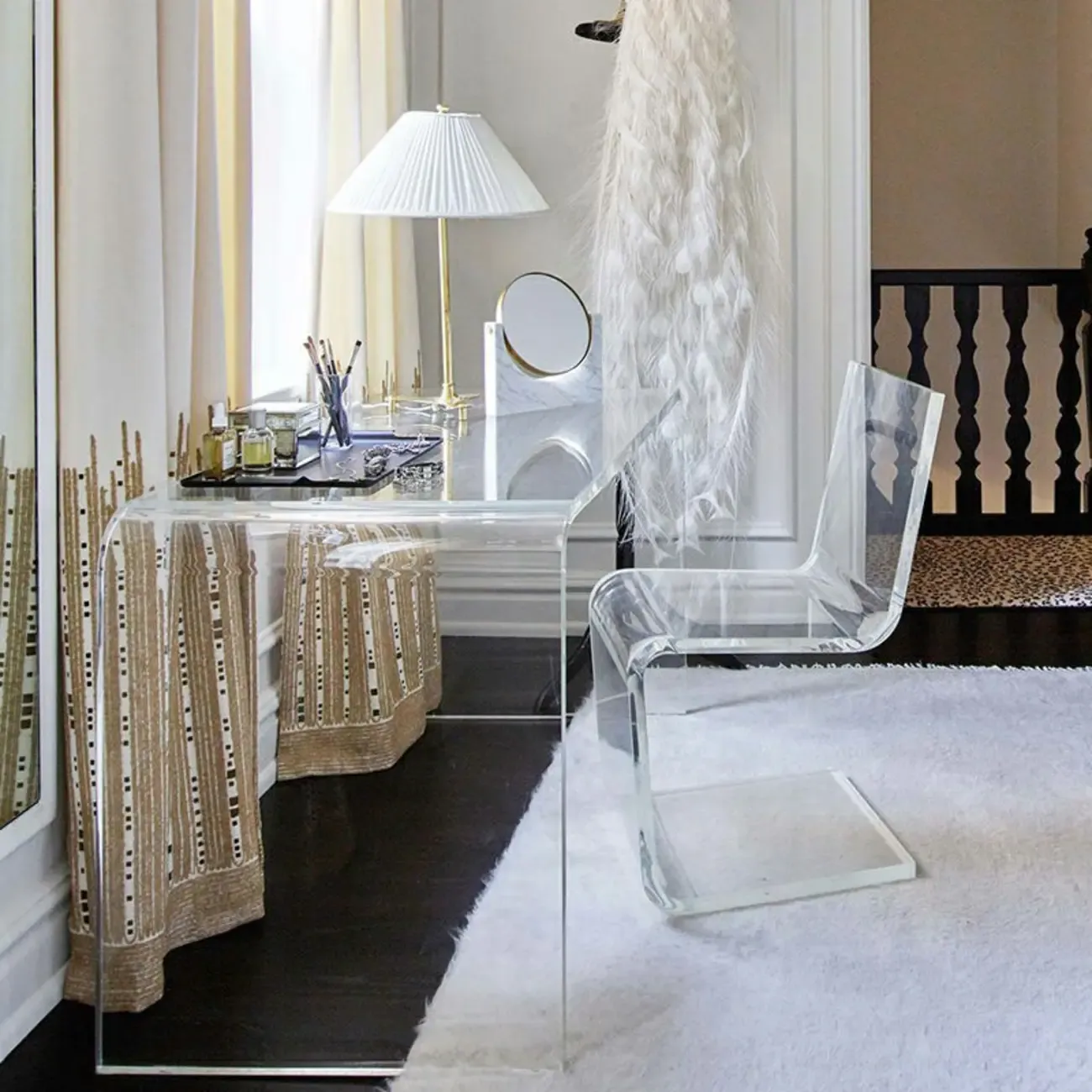Modern Clear Acrylic Console Table Image - 4