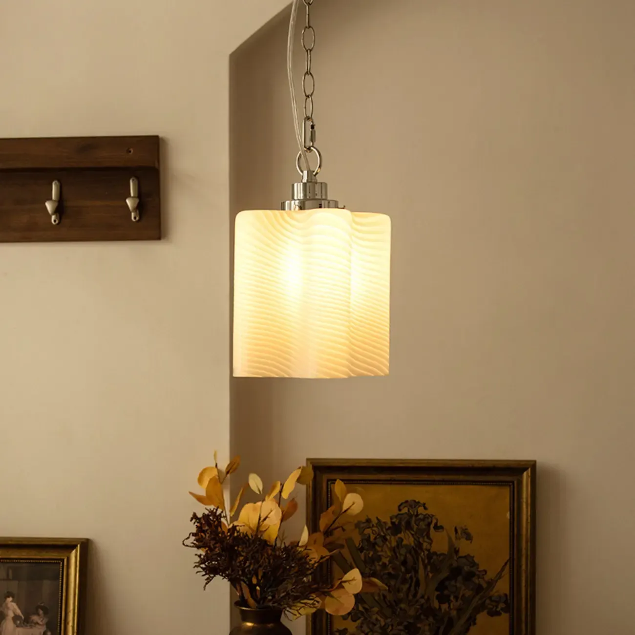 Natural Cylinder Wood Pendant Light for Living Room. Image - 1