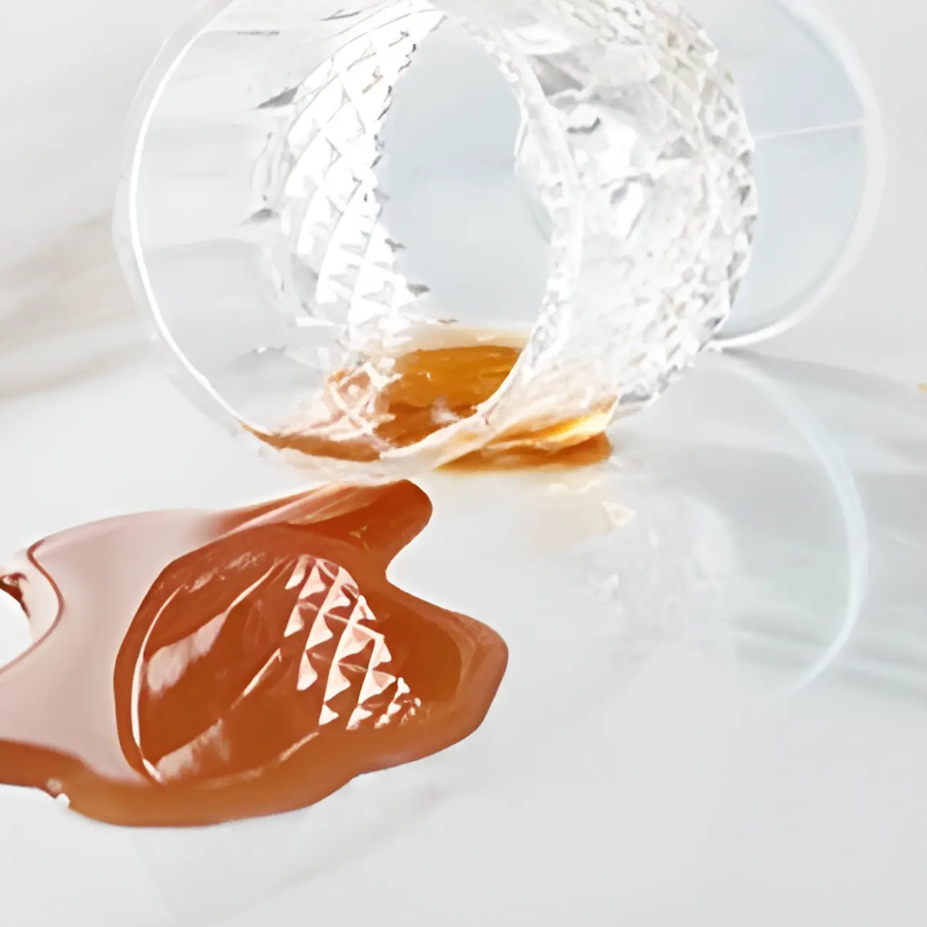 Modern White Nesting Coffee Table Set in Round Design Image - 16 | homeyfad