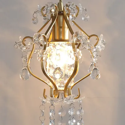 Elegant Crystal Gold Pendant Light for Dining Room Image - 10