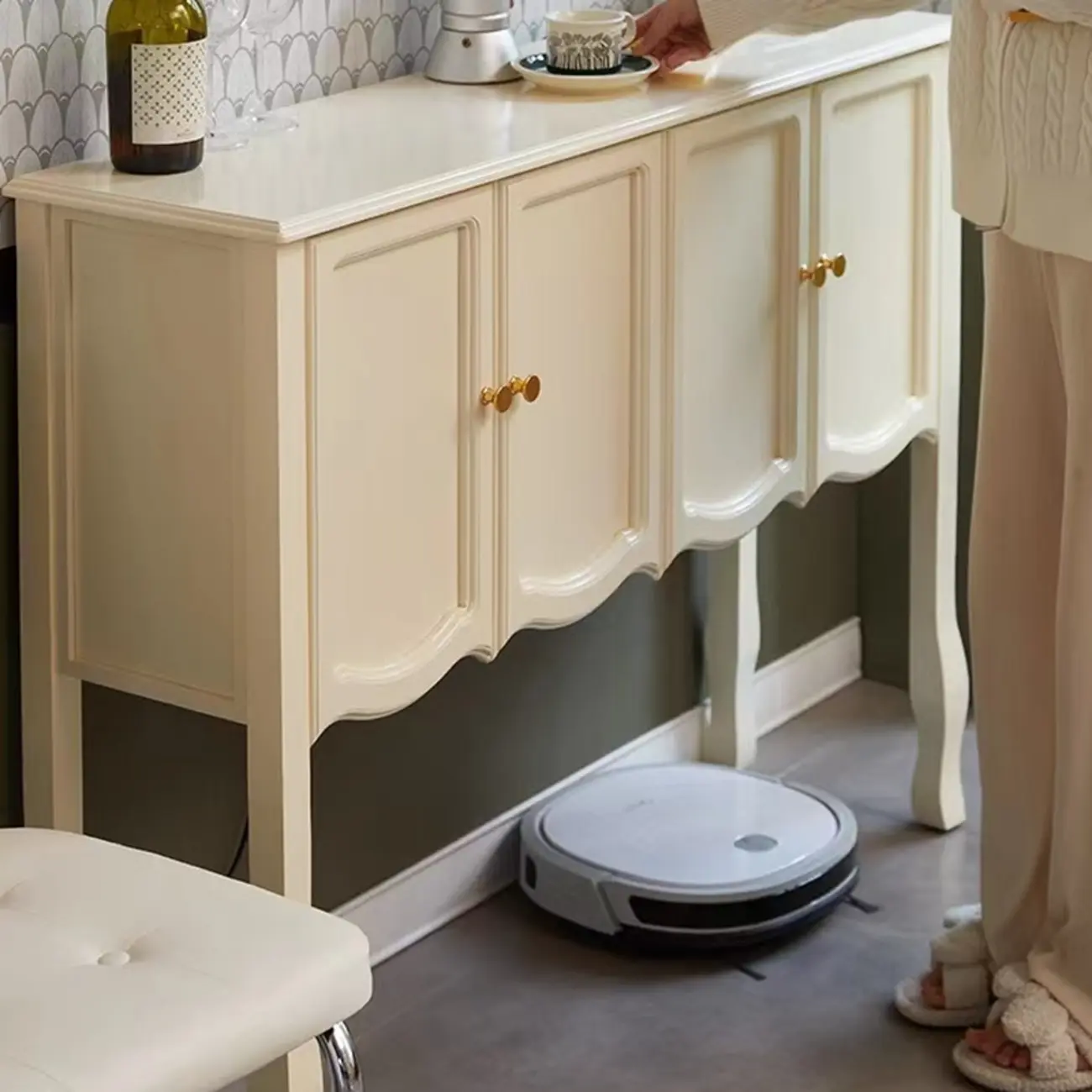 Traditional Brown Wooden Console Table with Drawers Image - 5 | homeyfad