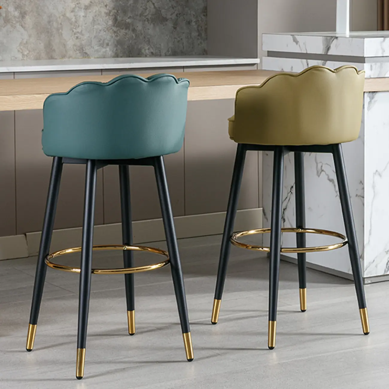 Stylish Leather Round Swivel Bar Stools with Footrest Image - 3 | homeyfad
