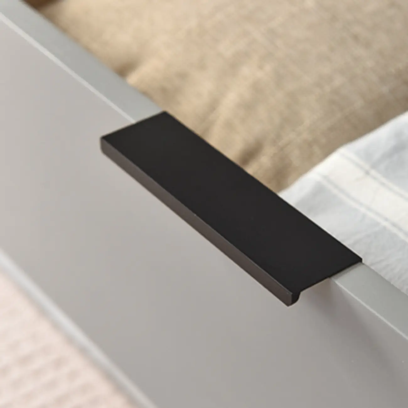 Modern Wood Dressers in Gray for Bedroom 5~7 Drawers Image - 12 | homeyfad