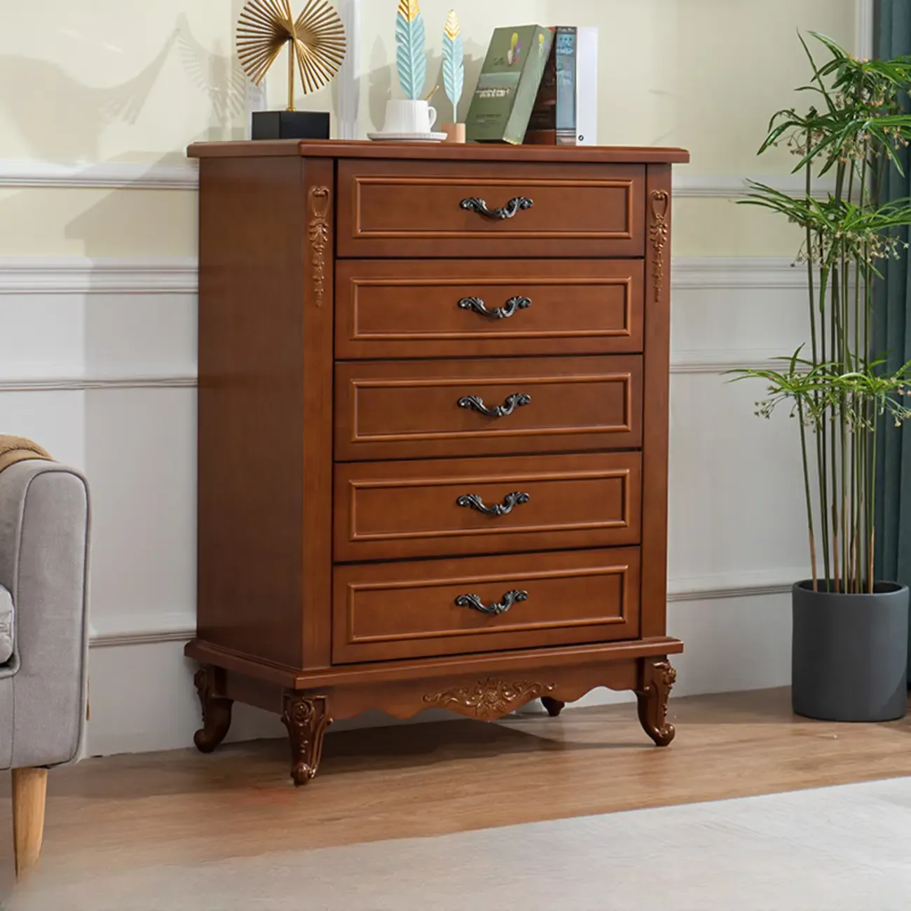 Traditional Wood Chest with 5-Drawers for Bedroom Image - 4