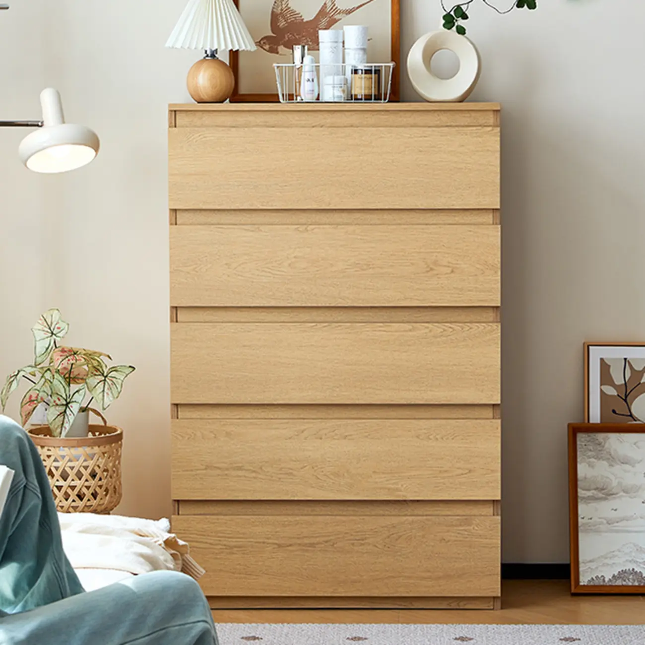 Modern Oak Wood Dresser Chest with Multiple Drawers Image - 1 | homeyfad