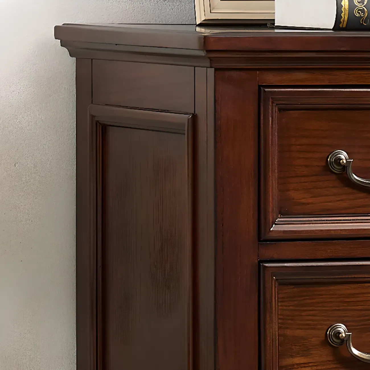 Traditional Brown Wood Dresser with 5-Drawers for Bedroom Image - 8