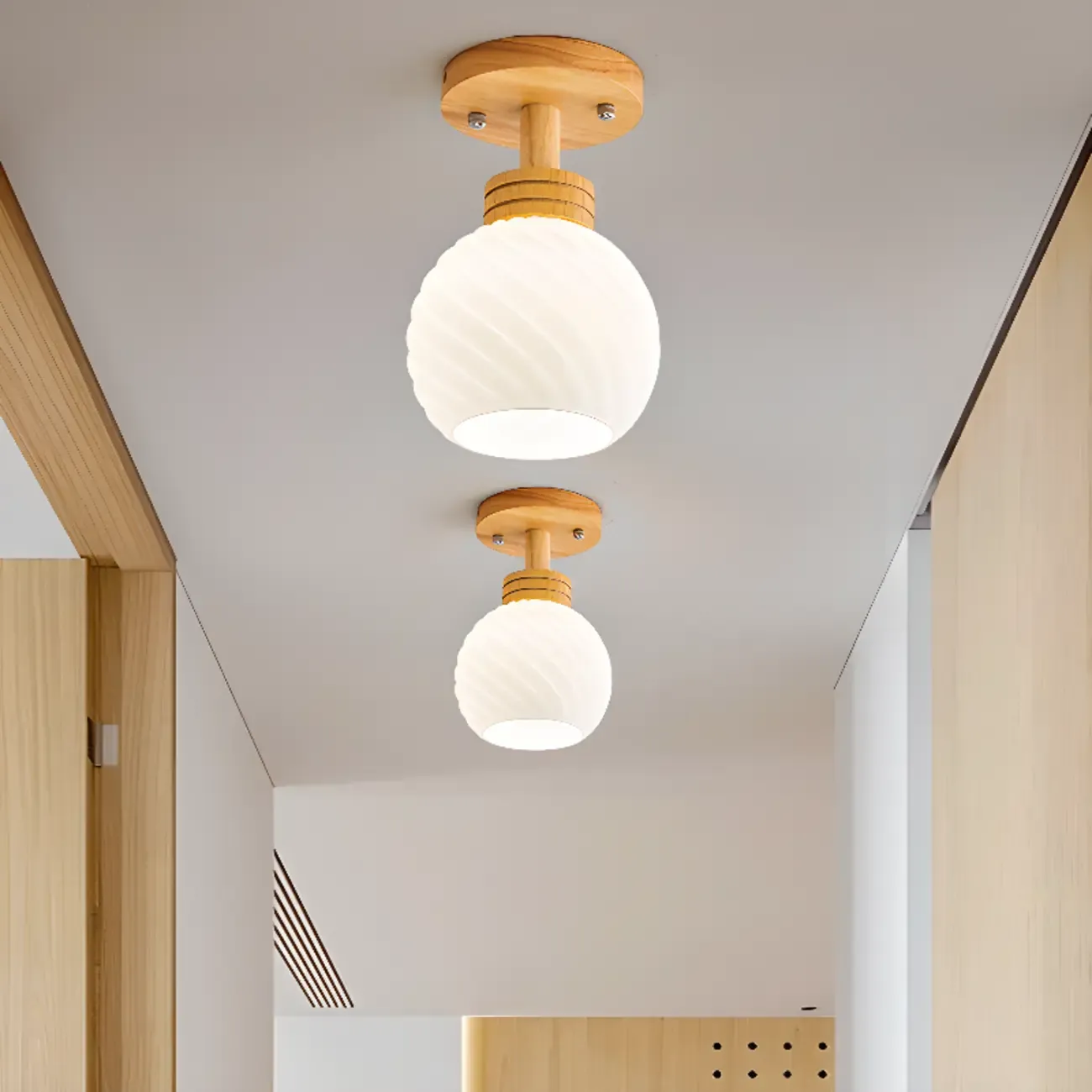 Elegant Single Head LED Ceiling Light for Residential Use Image - 4