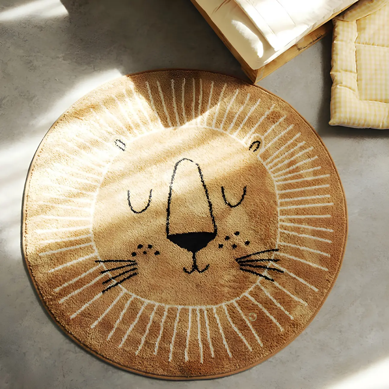 Modern Polyester Lion Pattern Round Area Rug for Kids Image - 1 | homeyfad