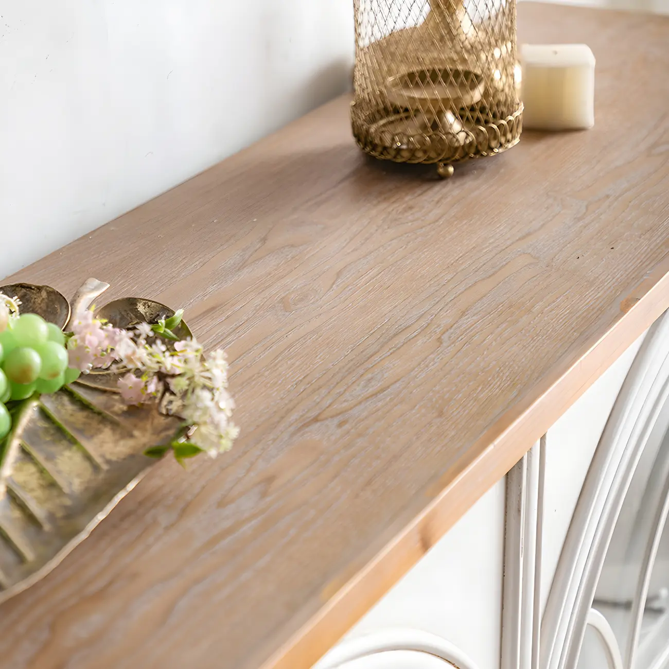 Classic Wooden Display Cabinet with White Curved Doors for Home Image - 9 | homeyfad