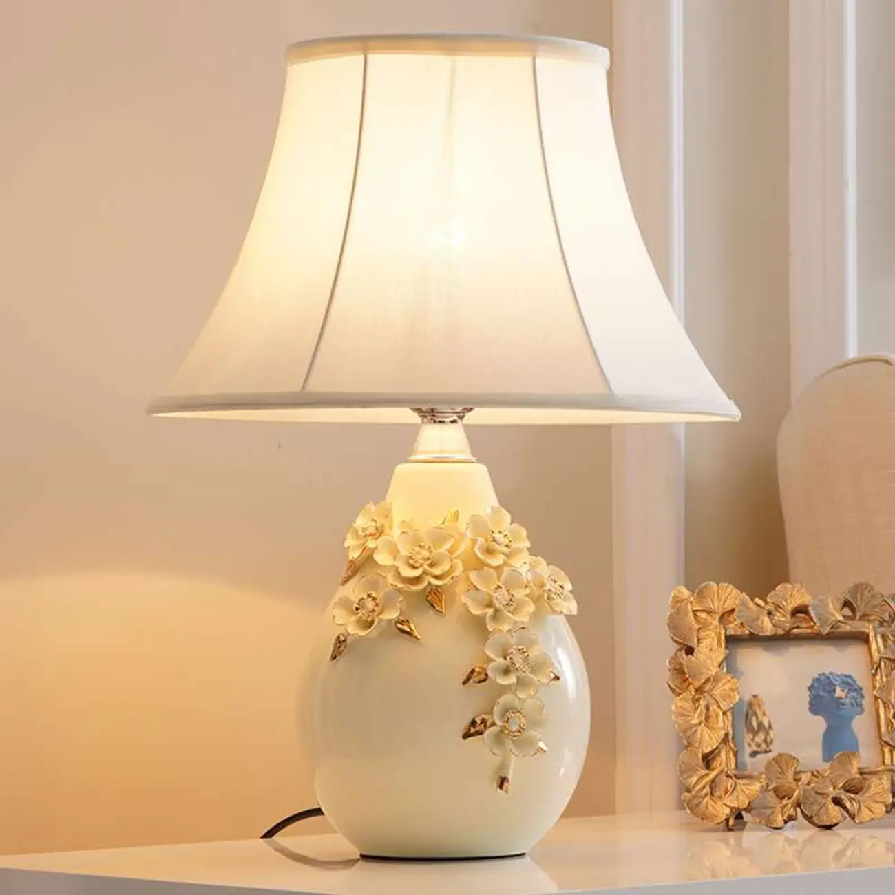 White Floral Carvings Ceramic Table Lamp for Residential Image - 5 | homeyfad