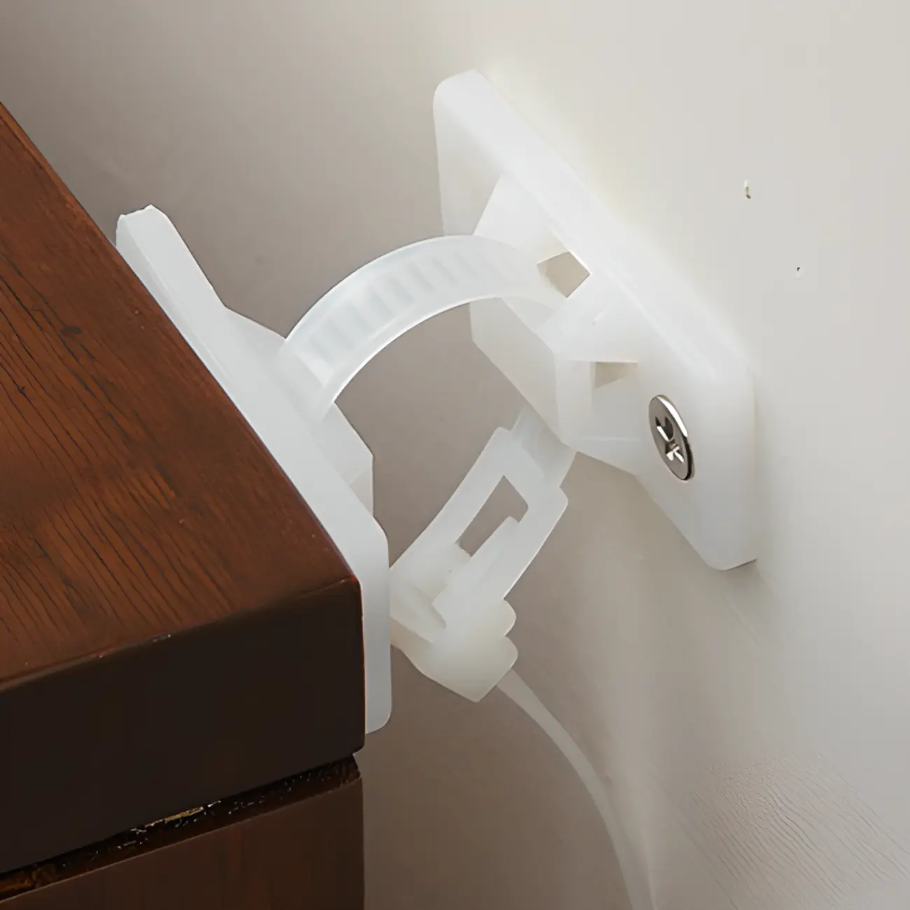 Classic Brown Wooden Dressers with 7-Drawers Image - 13 | homeyfad