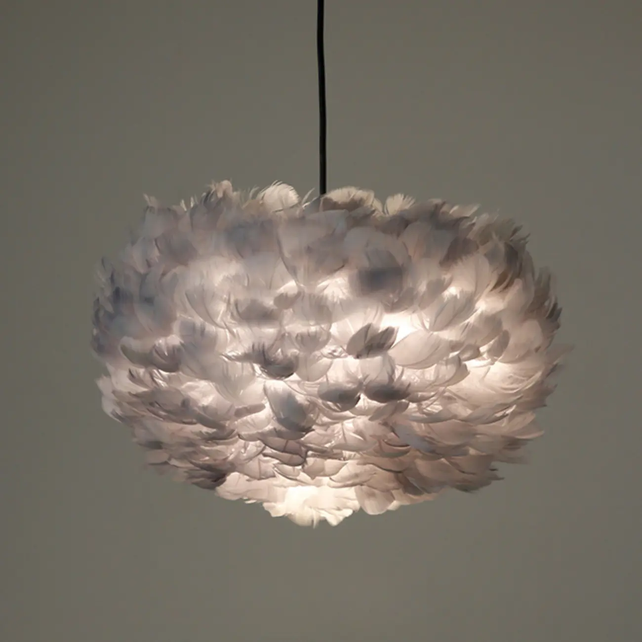 Modern White Feather Pendant Light Height Adjustable Image - 10 | homeyfad